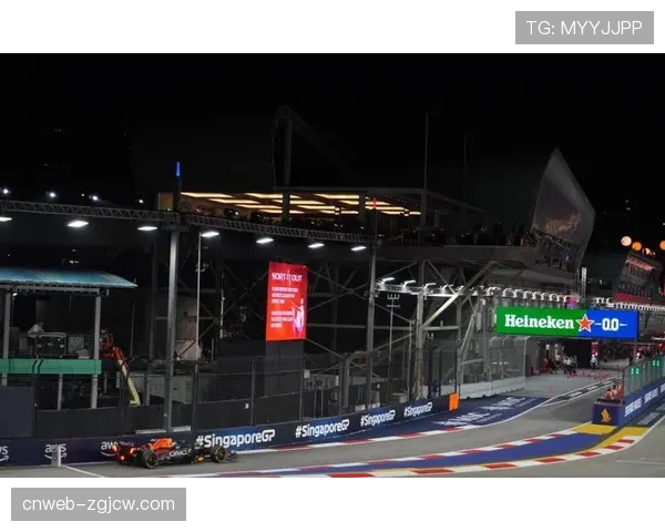 科威特夜赛前瞻:高温与沙尘将成为赛车散热系统的最大考验 科威特夜赛前瞻:高温与沙尘将成为赛车散热系统的最大考验